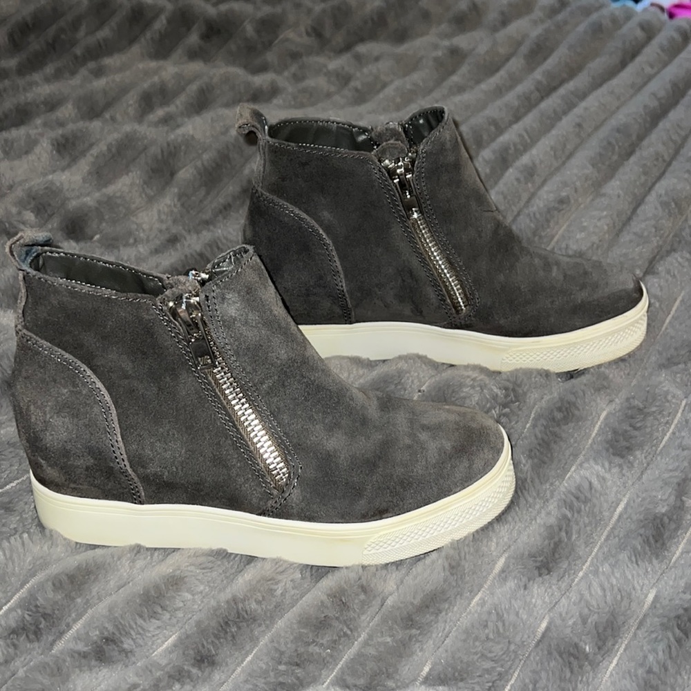 Dark Gray Steve Madden Wedges